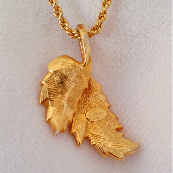 Vintage Givenchy Gold Tone Feather with Rhinestone Necklace - Picture 4 of 12